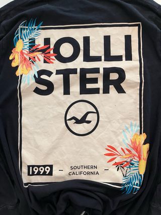 Hollister XL Black Sweatshirt - Authentic Brand