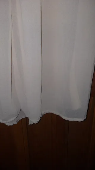 Vestido beige de encaje y gasa. Talla M/L