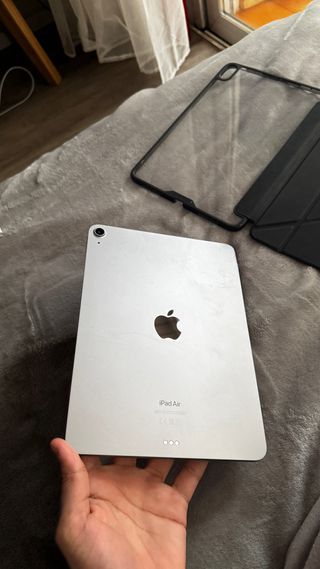 iPad Air M2 11-inch
