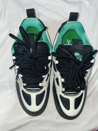 Louis Vuitton Skate Talla 42