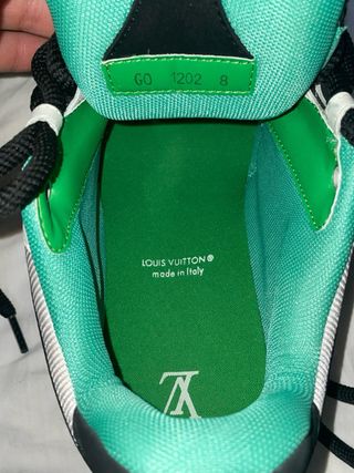 Louis Vuitton Skate Talla 42