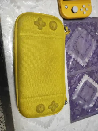 Nintendo Switch Lite Giallo. LEGGI DESCRIZIONE