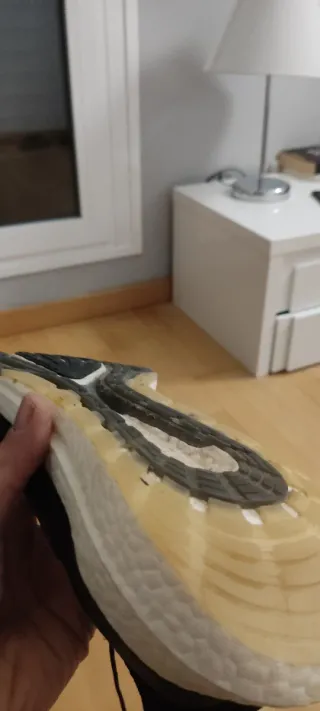 Adidas Ultraboost 21 Negro número 43 1/3 ,