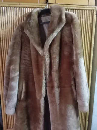 URGE Abrigo piel señora beige/marrón