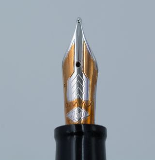 Pluma Omas Milord Facetada Plata