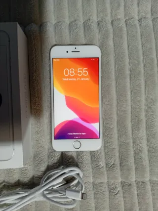 iPhone 6s Blanco con caja y cargador original