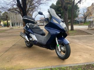 Honda Silver Wing 600cc Maxi-scooter