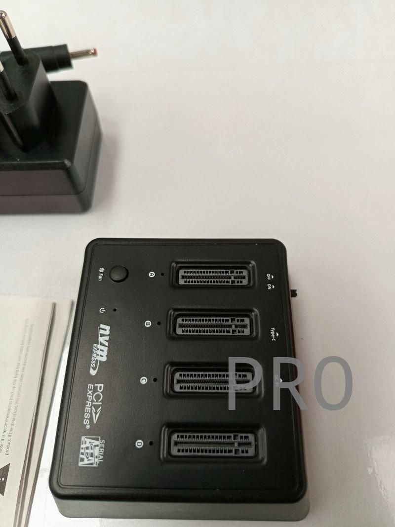 Aoduke M.2 SSD NVMe Enclosure - 4 Bays afbeelding 3