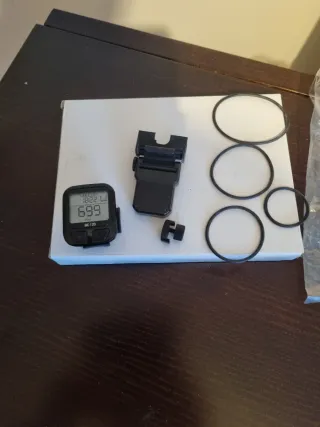 Ciclocomputador BC-120 con accesorios