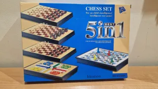 Set di giochi da tavolo 5 in 1