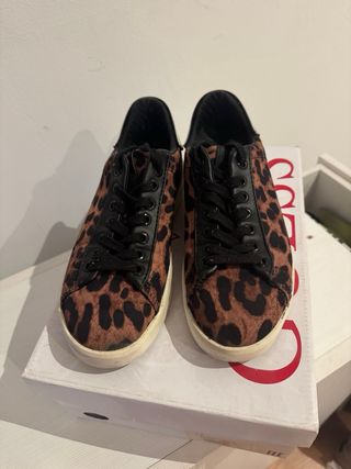 Zapatillas Guess Animal Print