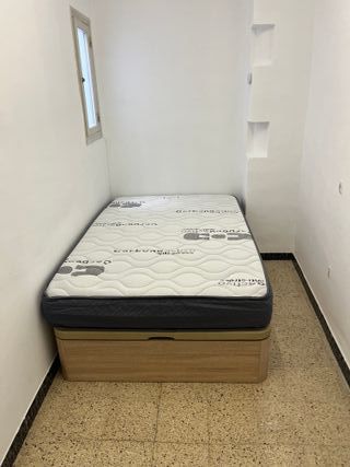 CANAPÉS Y COLCHONES