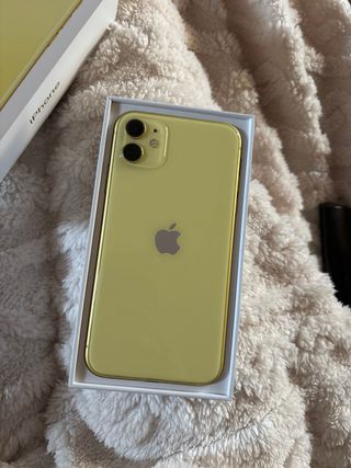 iPhone 11 Giallo