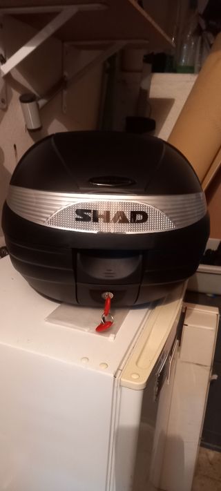 Baúl moto Shad 29