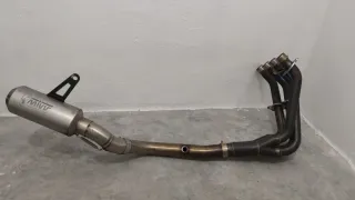 Tubo de escape moto Kawasaki