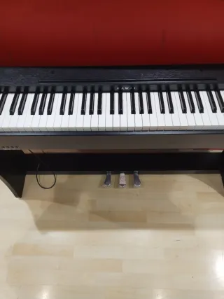 Piano Kawai Negro