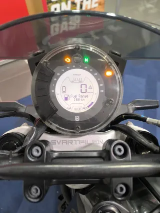 Husqvarna Svartpilen 125