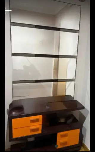 Mueble de entrada madera y cristal