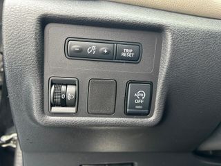 Nissan Micra automatico