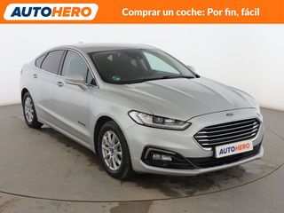 Ford Mondeo 2.0 Hybrid Titanium