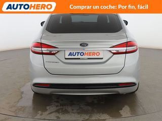 Ford Mondeo 2.0 Hybrid Titanium