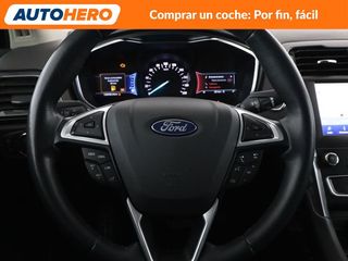 Ford Mondeo 2.0 Hybrid Titanium