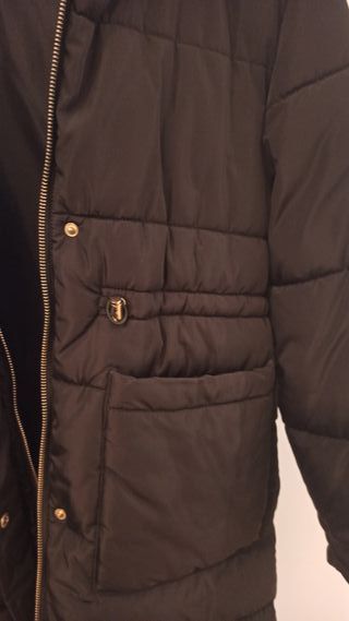 Abrigo acolchado Zara negro T.13-14