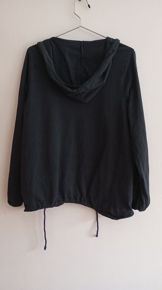 Chaqueta fina abierta con capucha