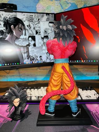 Figura Goku SSJ4 Dragon Ball 32cm