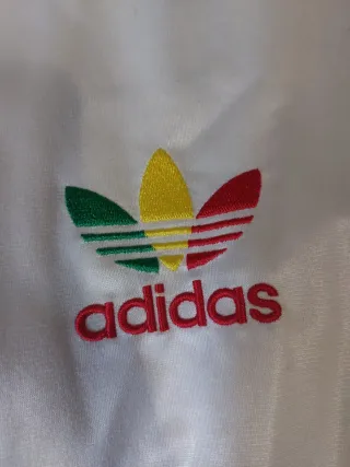 Chaqueta Adidas Chile 62, original