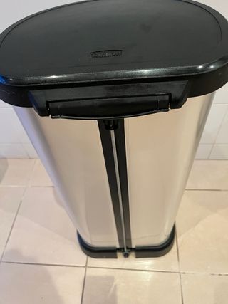 Cubo Basura Curver 40L Pedal Acero Inox
