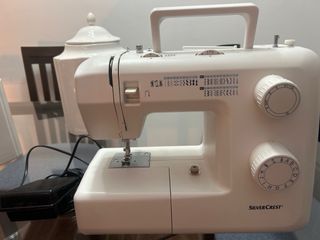 Máquina de coser SilverCrest