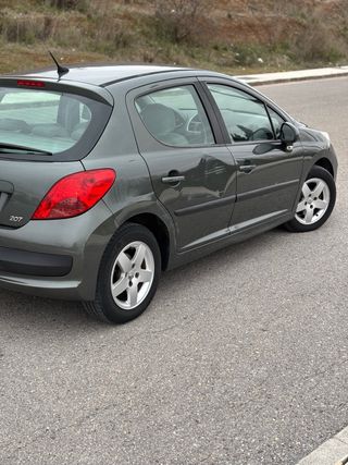 Peugeot 207 2007