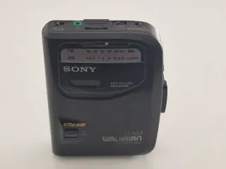 Walkman sony FM/AM WM-FX103