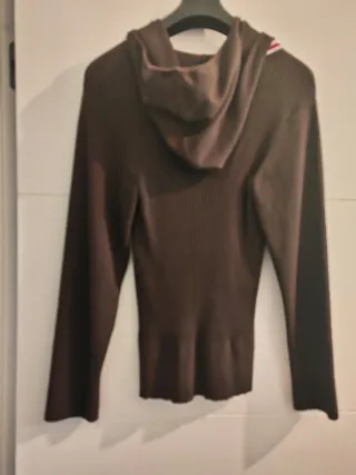 Felpa con cappuccio in viscosa marrone