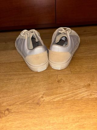 Zapatillas Converse Beige y Blancas