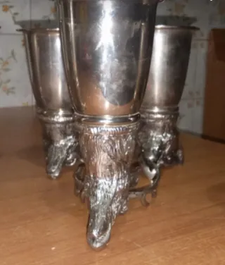 Set  6 Bicchieri Staffa Gucci fatti in peltro