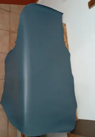Piel de vacuno azul