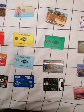 Conjunto di carte telefoniche internazionali