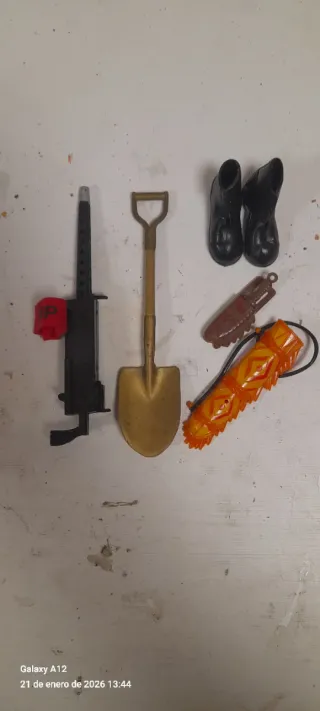 Accesorios Geperman: Botas, Pala, Arma y Más