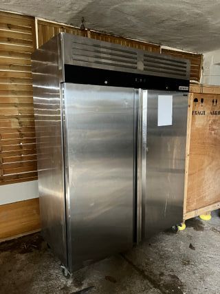 Frigorífico GGM Gastro 2 puertas