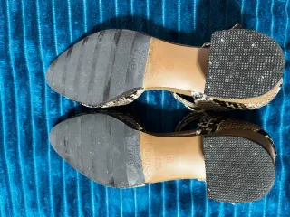 Zapatos tacón animal print T38