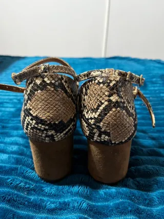 Zapatos tacón animal print T38