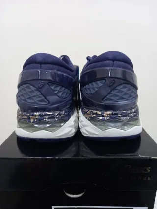 ZAPATILLAS ASICS METARUN NUEVAS