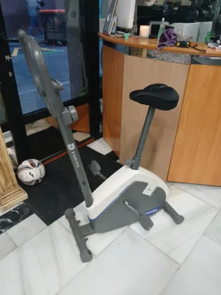 Bicicleta Estática VM130 DOMYOS