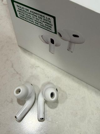 AirPods Pro 2 (USB-C) + Mail Compra (Originales)