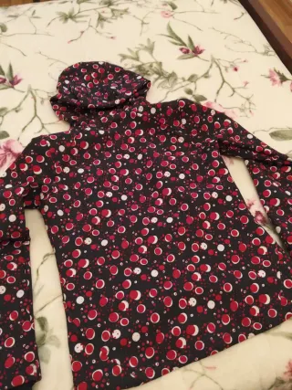 Chaqueta Boriken lunares forro polar