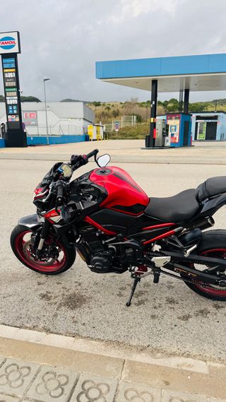 Kawasaki Z900 A2 2024 Full Extras