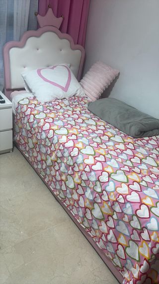 Cama canapé con almacenaje rosa
