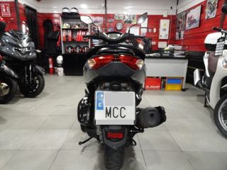 YAMAHA N-MAX 125